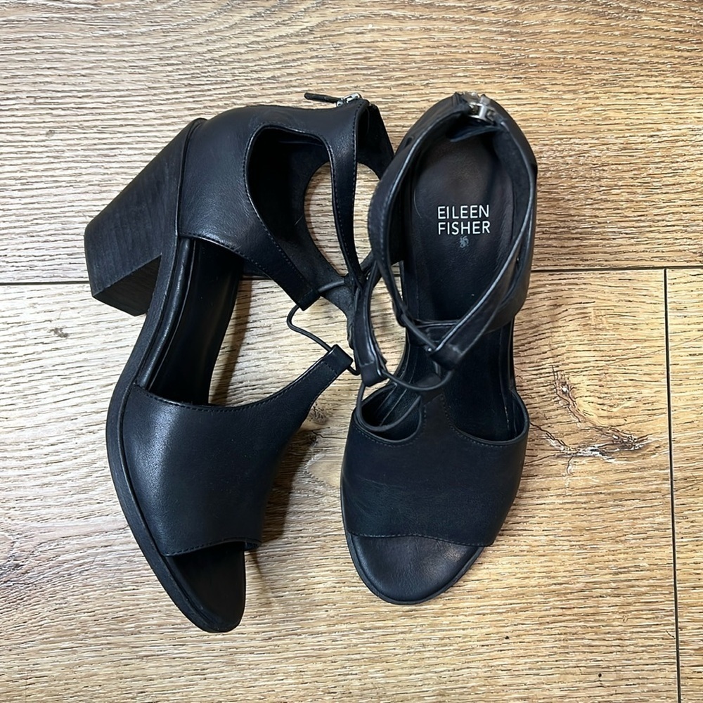 Eileen Fisher Black Leather Sandals Size 7